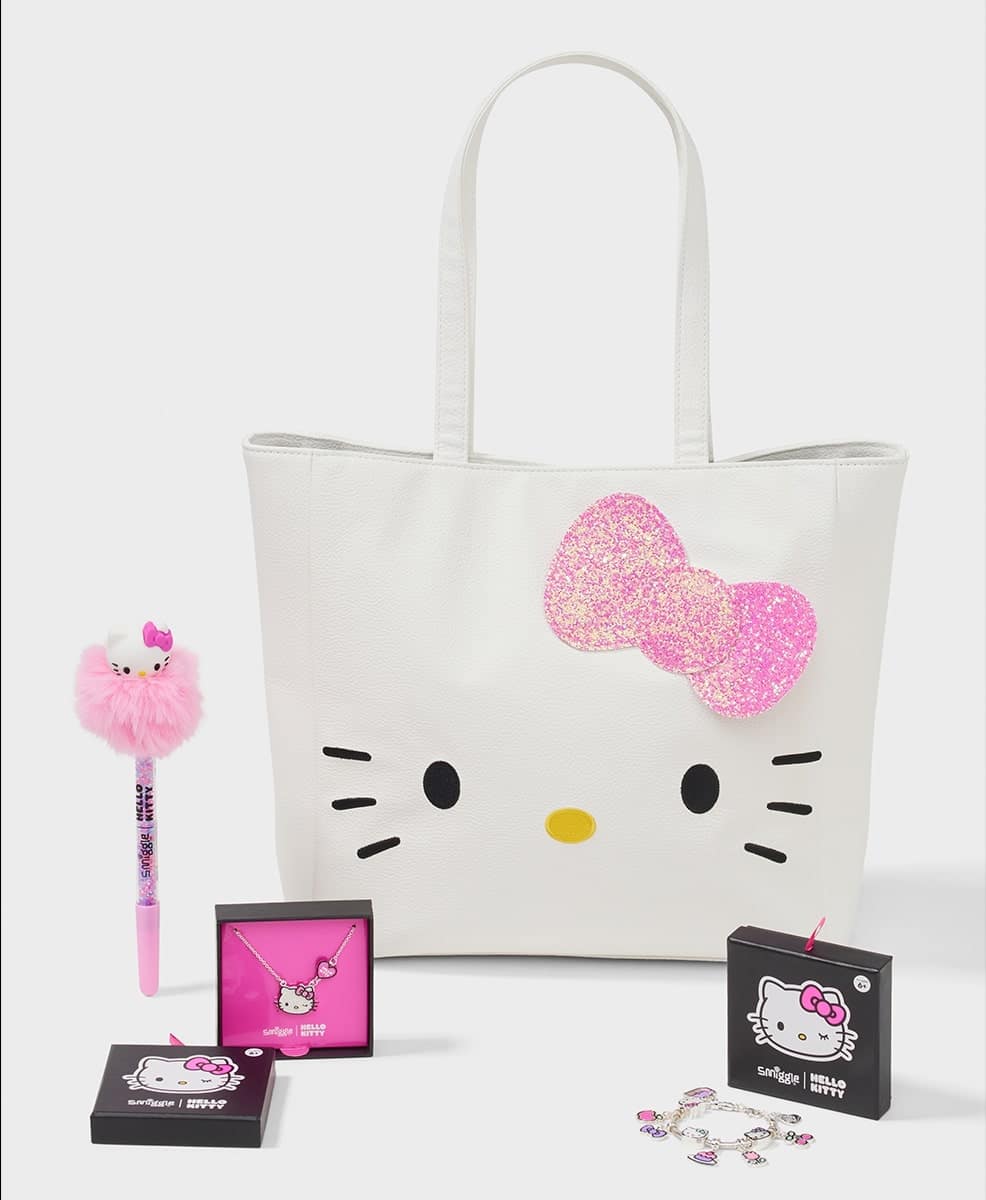 Hello Kitty 4 Piece Accessories Bundle